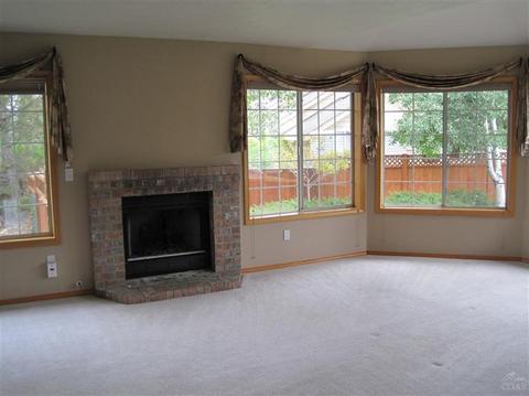 21075 SE Dooley Mountain Ct, Bend, OR 97702 photo 8