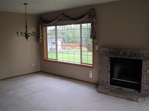 21075 SE Dooley Mountain Ct, Bend, OR 97702 photo 10