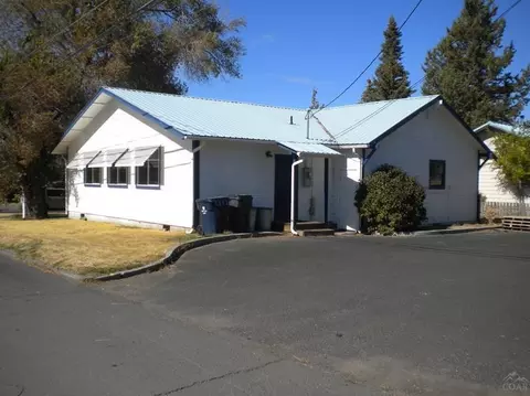 204 NE 4th St, Bend, OR 97701 photo 3