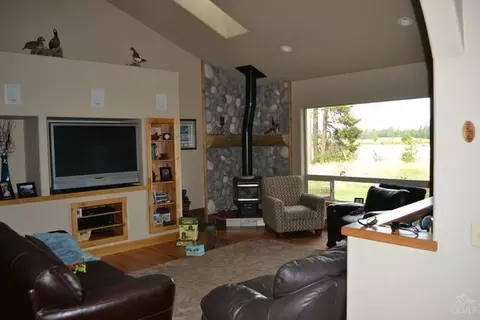 52484 River Pne, La Pine, OR 97739 photo 5