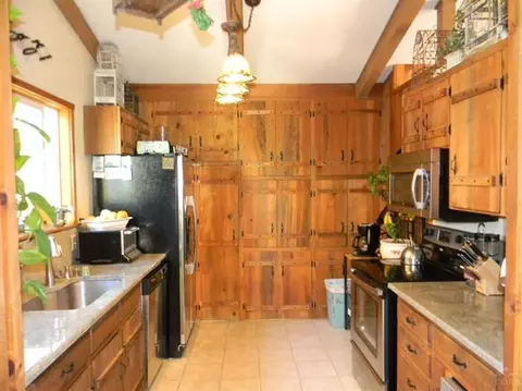 26545 Willard Rd, Bend, OR 97701 photo 4