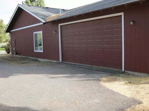 61127 Larkspur Loop, Bend, OR 97702 photo 2