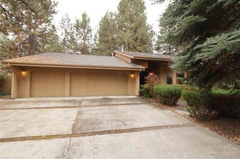 60639 Thunderbird, Bend, OR 97702 photo 2