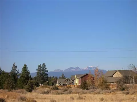 21310 Stevens Rd, Bend, OR 97702 photo 3