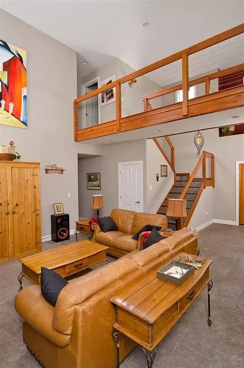 63225 NEastview Dr, Bend, OR 97701 photo 4