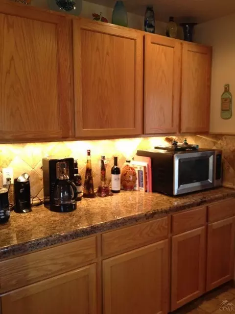 21140 Oriole Ln, Bend, OR 97701 photo 3
