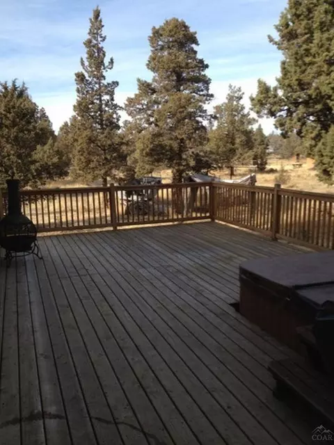 21140 Oriole Ln, Bend, OR 97701 photo 10