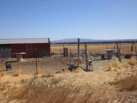 23600 E Highway 20, Bend, OR 97701 photo 14