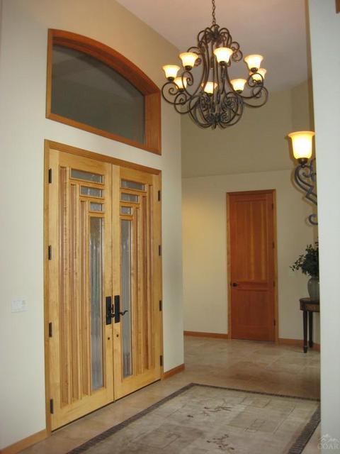 810 NW Stonepine Dr, Bend, OR 97701 photo 3