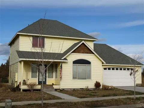 20694 NE Overton Pl, Bend, OR 97701 photo 1