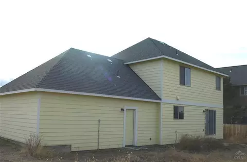 20694 NE Overton Pl, Bend, OR 97701 photo 2