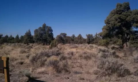 23146 Switchback Ct, Bend, OR 97701 photo 2
