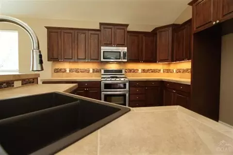1192 SW Mcclellan Ln, Bend, OR 97702 photo 9
