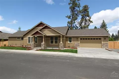 1192 SW Mcclellan Ln, Bend, OR 97702 photo 1