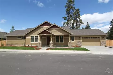 1192 SW Mcclellan Ln, Bend, OR 97702 photo 2
