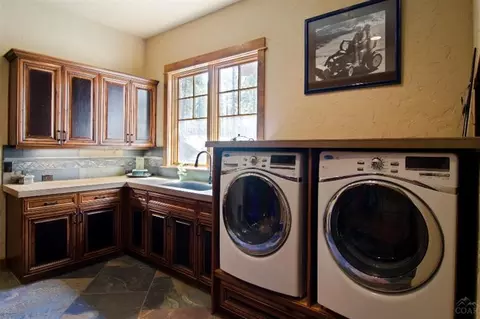 56184 Sable Rock Loop, Bend, OR 97707 photo 20