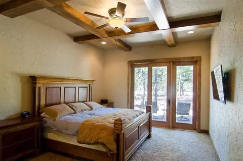 56184 Sable Rock Loop, Bend, OR 97707 photo 11