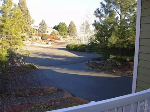 20779 Arago Cir, Bend, OR 97701 photo 11
