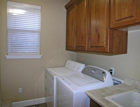 61897 Fall Creek Loop, Bend, OR 97702 photo 18