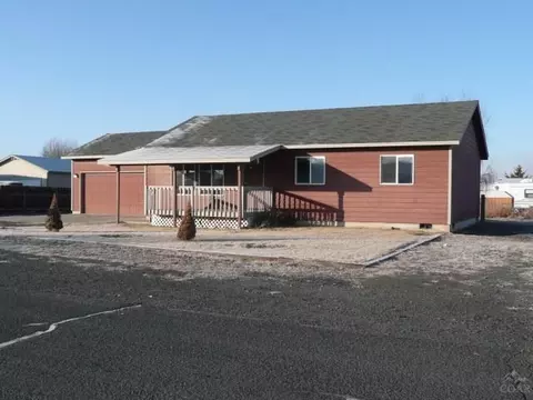 527 E Viewpoint Dr, Culver, OR 97734 photo 1