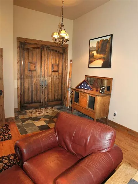 61982 SE Janalee Pl, Bend, OR 97702 photo 4