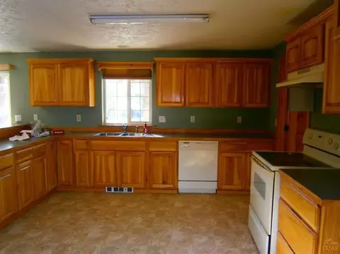 15647 Old Mill Rd, La Pine, OR 97739 photo 6