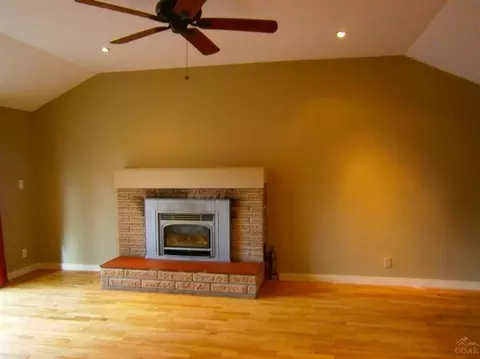775 NE 5th St, Bend, OR 97701 photo 2