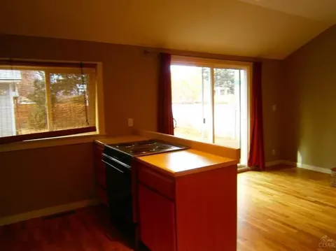 775 NE 5th St, Bend, OR 97701 photo 4