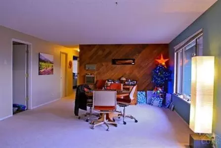 1932 NW 4th St, Bend, OR 97701 photo 3