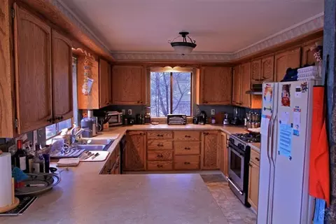 1932 NW 4th St, Bend, OR 97701 photo 5