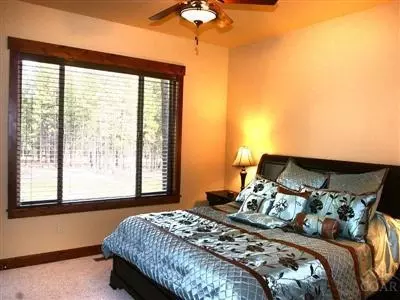 60468 Snap Shot Loop, Bend, OR 97702 photo 8