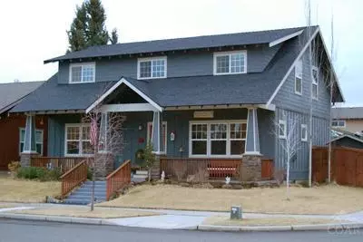 20259 Mariner Dr, Bend, OR 97701 photo 2
