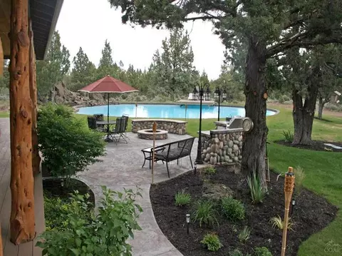23055 Bacchus Ln, Bend, OR 97702 photo 21