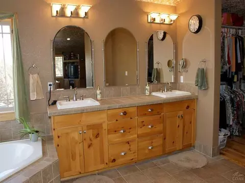 23055 Bacchus Ln, Bend, OR 97702 photo 11