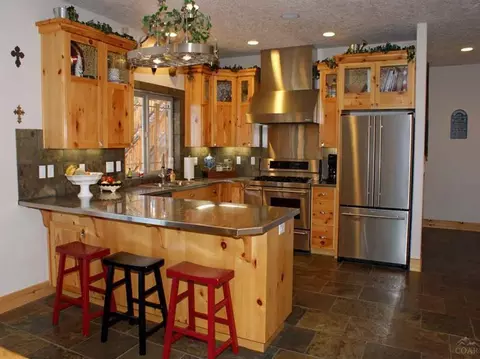 23055 Bacchus Ln, Bend, OR 97702 photo 3