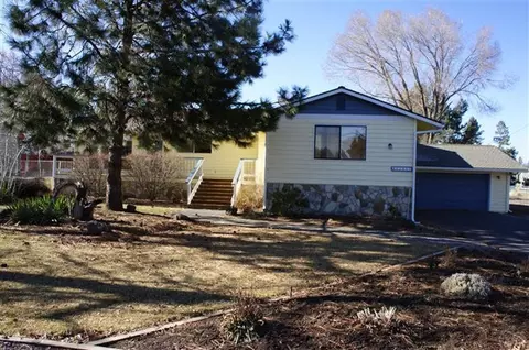 61409 Blakely Rd, Bend, OR 97702 photo 1