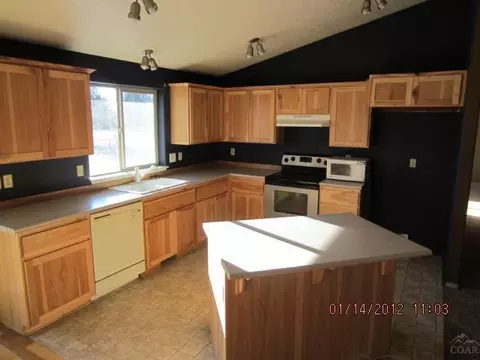 52854 Timber Lane Loop, La Pine, OR 97739 photo 4