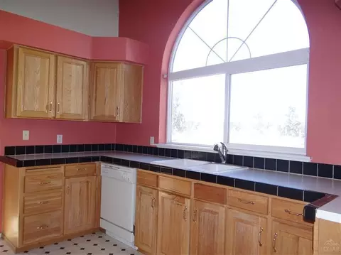 62755 Juniper Rd, Bend, OR 97701 photo 3