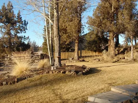64865 Glacier View Dr, Bend, OR 97701 photo 21