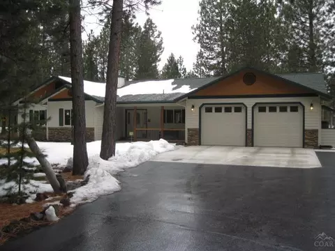51985 Read Loop, La Pine, OR 97739 photo 1