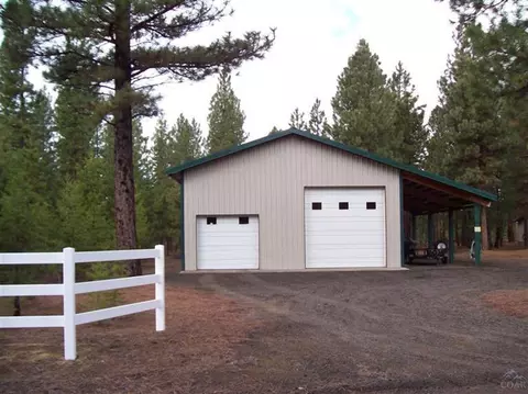 51985 Read Loop, La Pine, OR 97739 photo 11