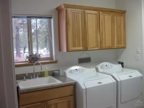 51985 Read Loop, La Pine, OR 97739 photo 9