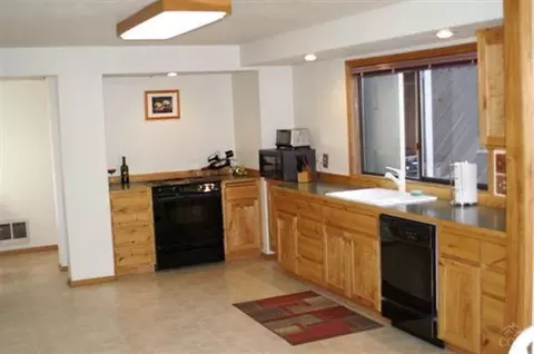 21870 Rincon Ave, Bend, OR 97702 photo 6