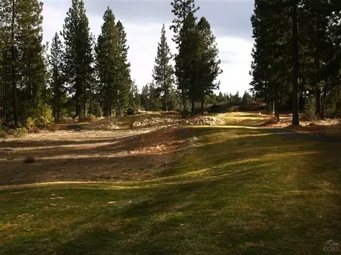 60466 Snap Shot Loop, Bend, OR 97702 photo 4