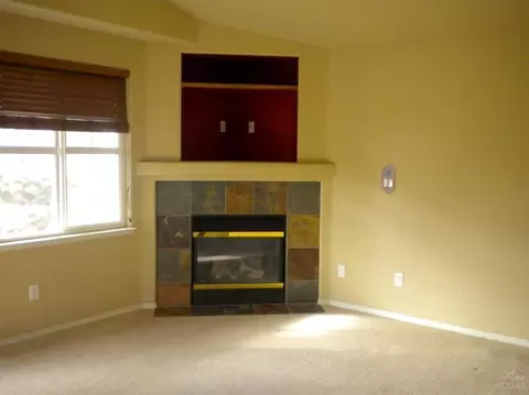 61088 Larkspur Loop, Bend, OR 97702 photo 2