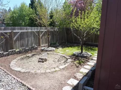 2044 NE Full Moon Dr, Bend, OR 97701 photo 14
