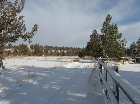 65016 Highway 20, Bend, OR 97701 photo 3