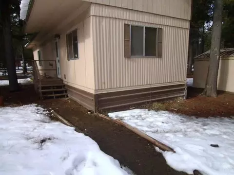 16098 Park Dr, La Pine, OR 97739 photo 2