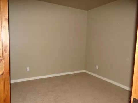 64880 Collins, Bend, OR 97701 photo 5