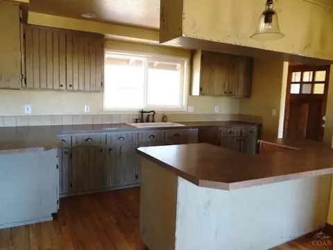 64880 Collins, Bend, OR 97701 photo 3